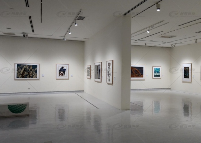 現代美術展覽館的吸聲背景墻