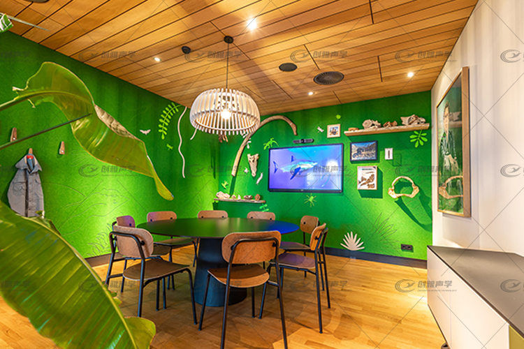 彩色砂巖吸聲板