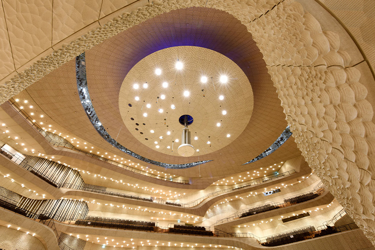 微孔砂吸音板音樂廳應用